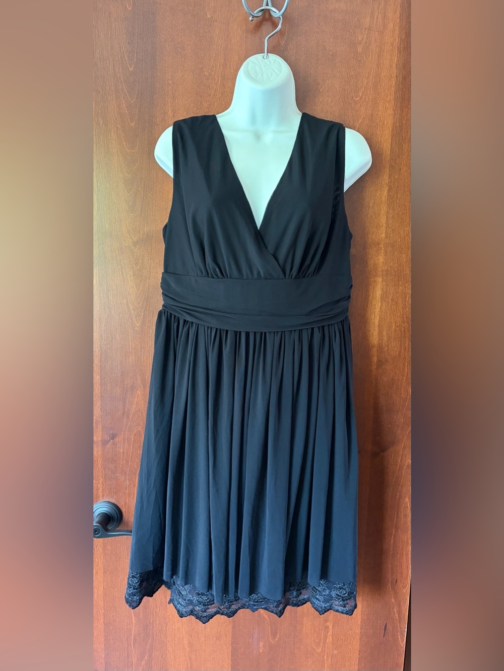 New Ever Pretty Black Flowy Mini Dress Sz 10